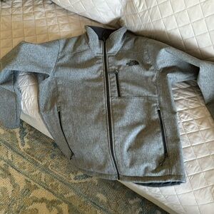 Men’s North Face jacket
